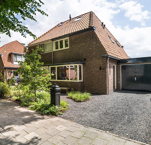 woning in Zwanenburg met oprit